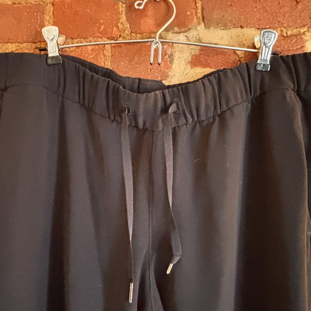 Lululemon Black Drawstring Pant - Picture 2 of 8